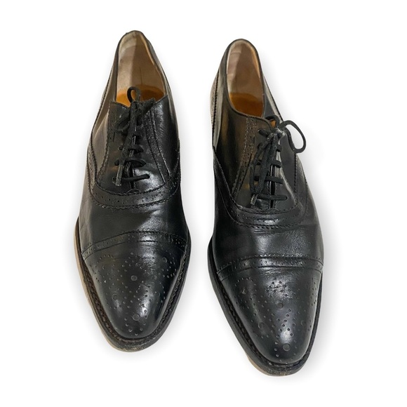 Vintage‎ 90s Robert Clergerie Black leather Lace Up shoes with brogue.  Sz 7.5 - Picture 1 of 13